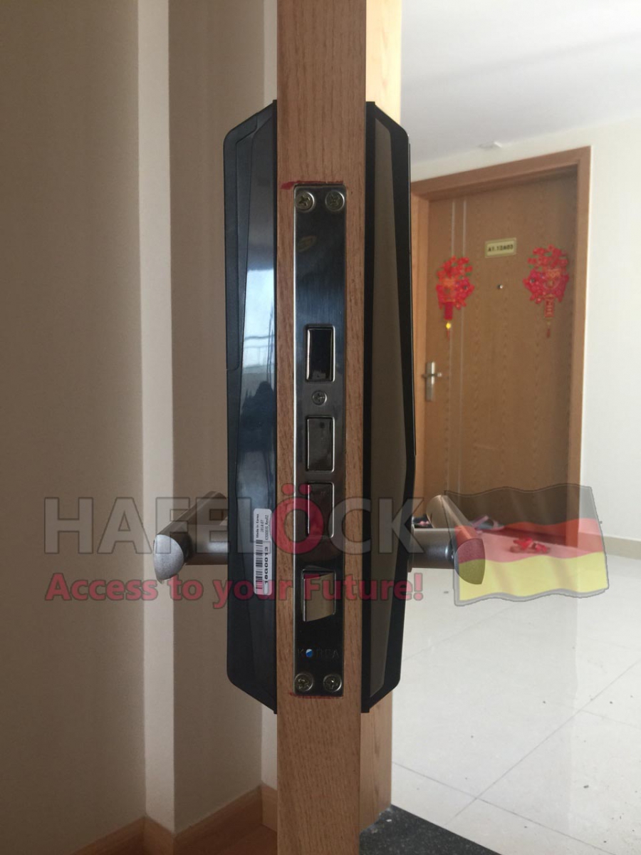 KHÓA CỬA ĐIỆN TỬ THÔNG MINH LOCPRO&nbsp;: GIẢI PHÁP AN NINH CHO MỌI GIA ĐÌNH&nbsp;