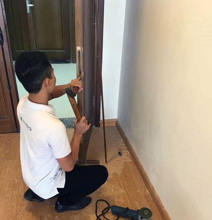 Mua khóa điện tử 0 đồng tại vua khóa Kinglock - Tại sao không? Thợ lắp khóa cửa tại Kinglock